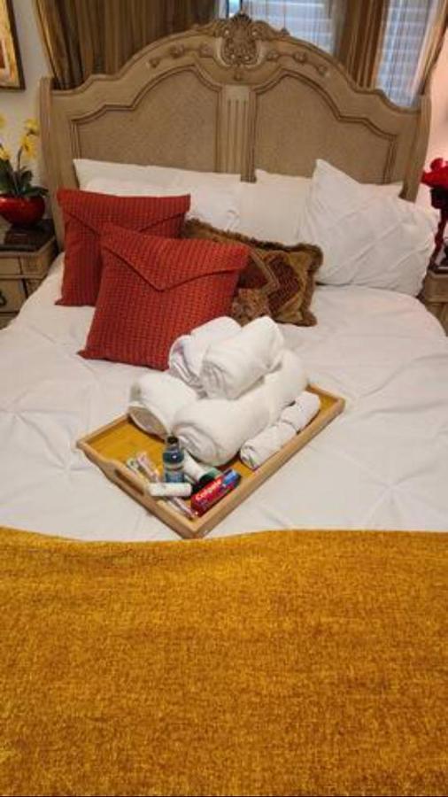 Palm Springs 3-Bedroom 2-Bath 5 Miles To The Beach 레이크워쓰 외부 사진