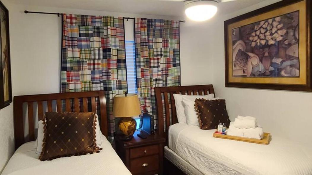 Palm Springs 3-Bedroom 2-Bath 5 Miles To The Beach 레이크워쓰 외부 사진