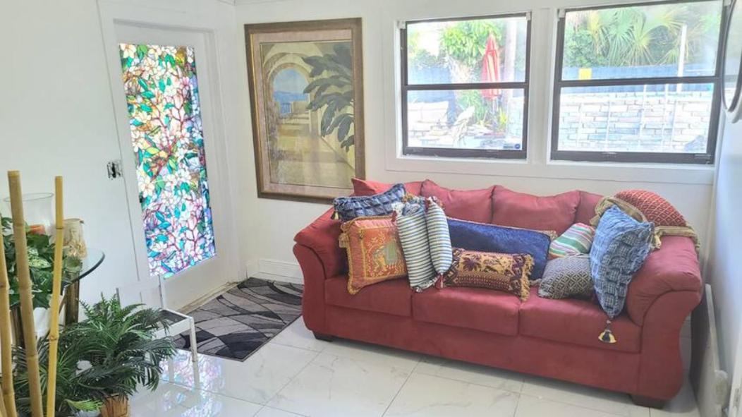 Palm Springs 3-Bedroom 2-Bath 5 Miles To The Beach 레이크워쓰 외부 사진